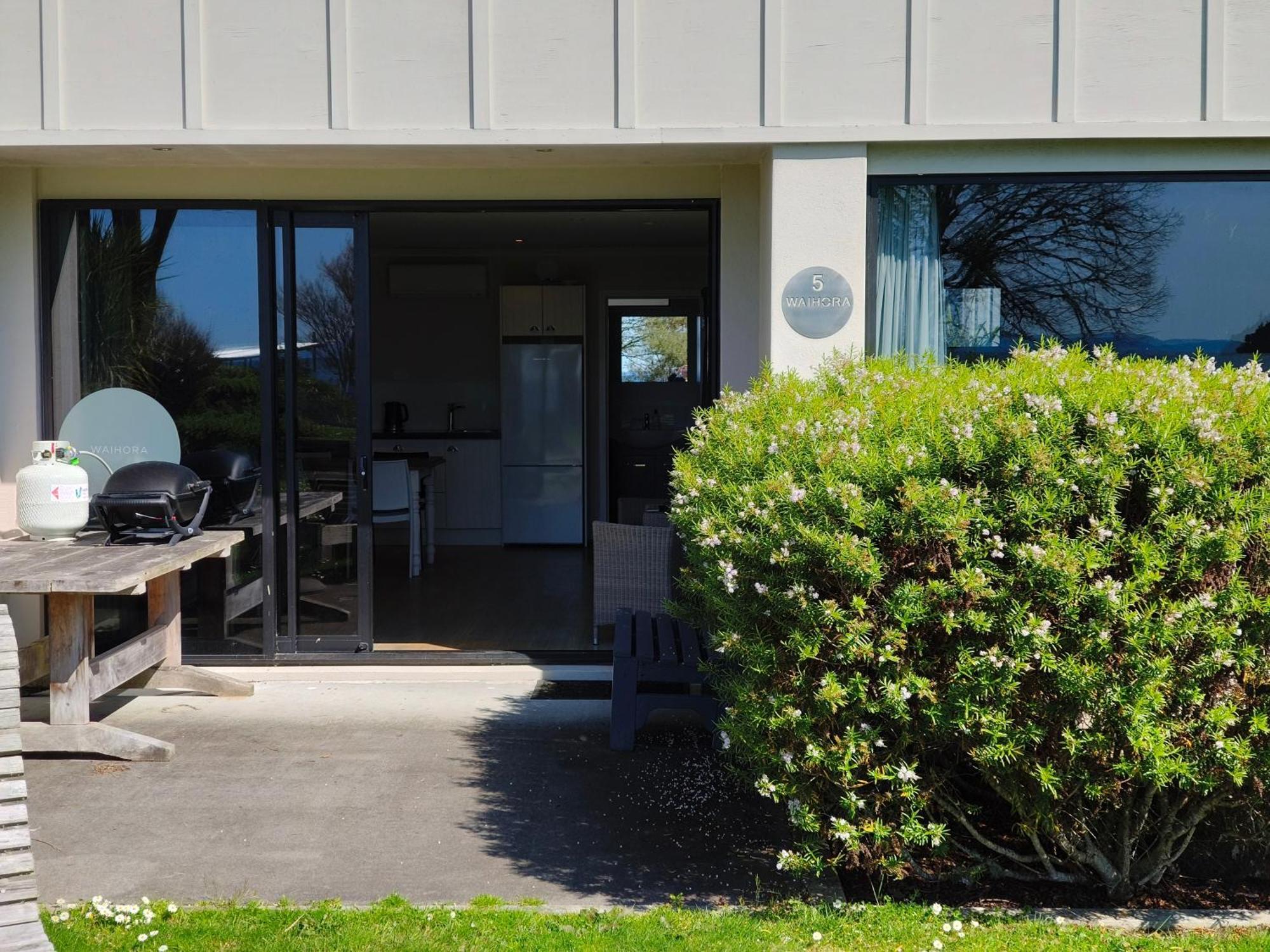 Braxmere Lodge Tokaanu Exterior photo