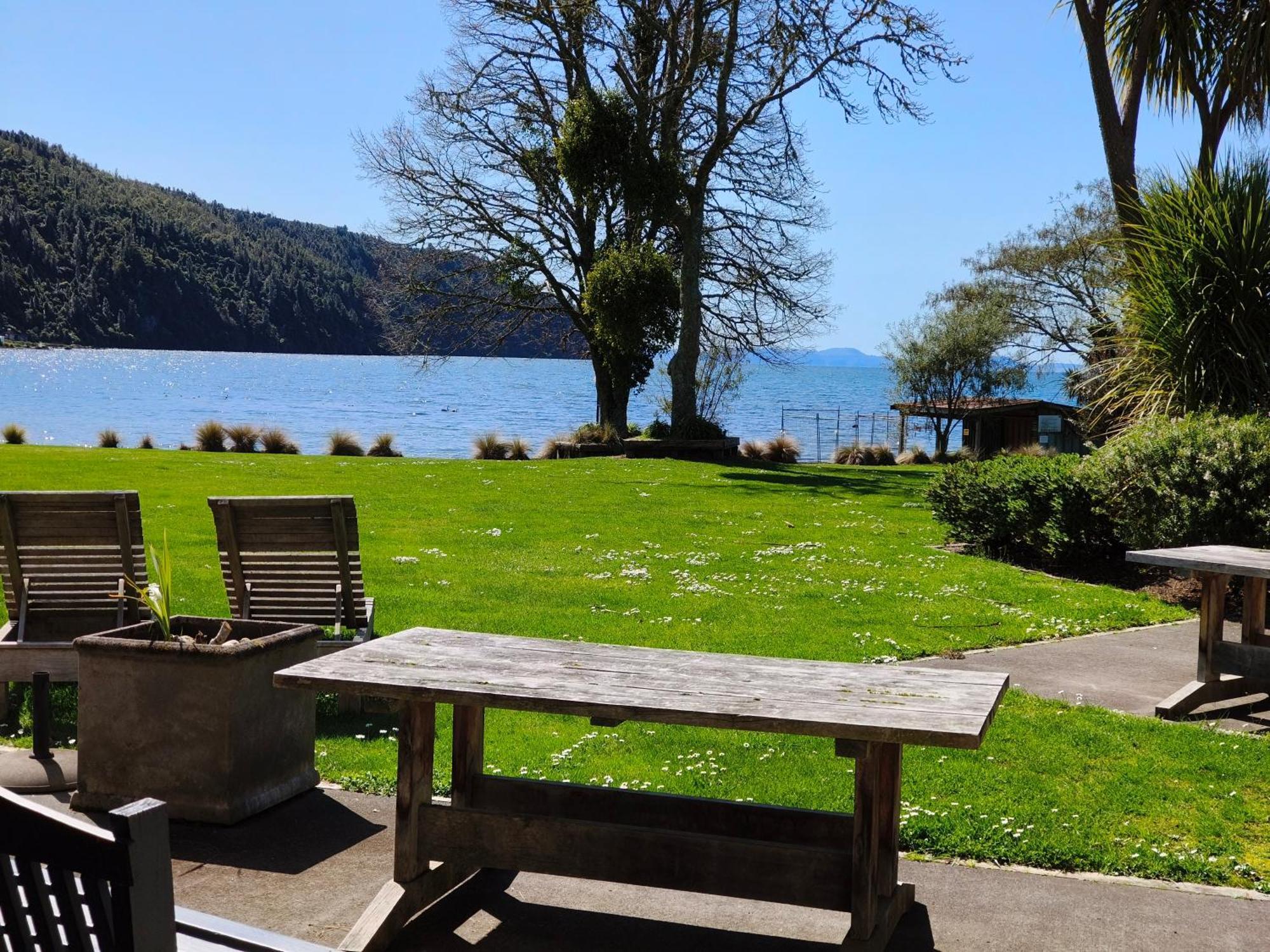 Braxmere Lodge Tokaanu Exterior photo