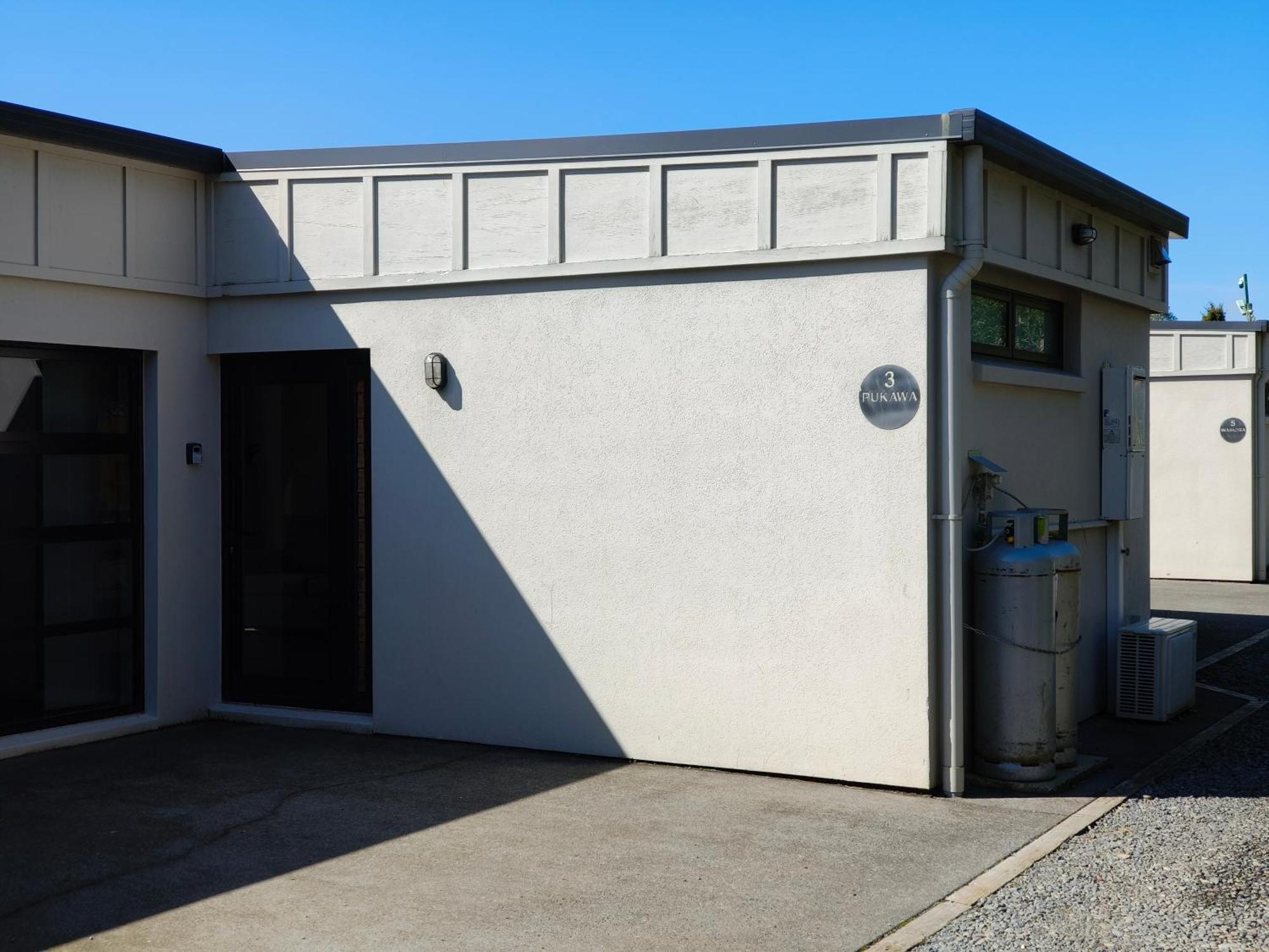 Braxmere Lodge Tokaanu Exterior photo